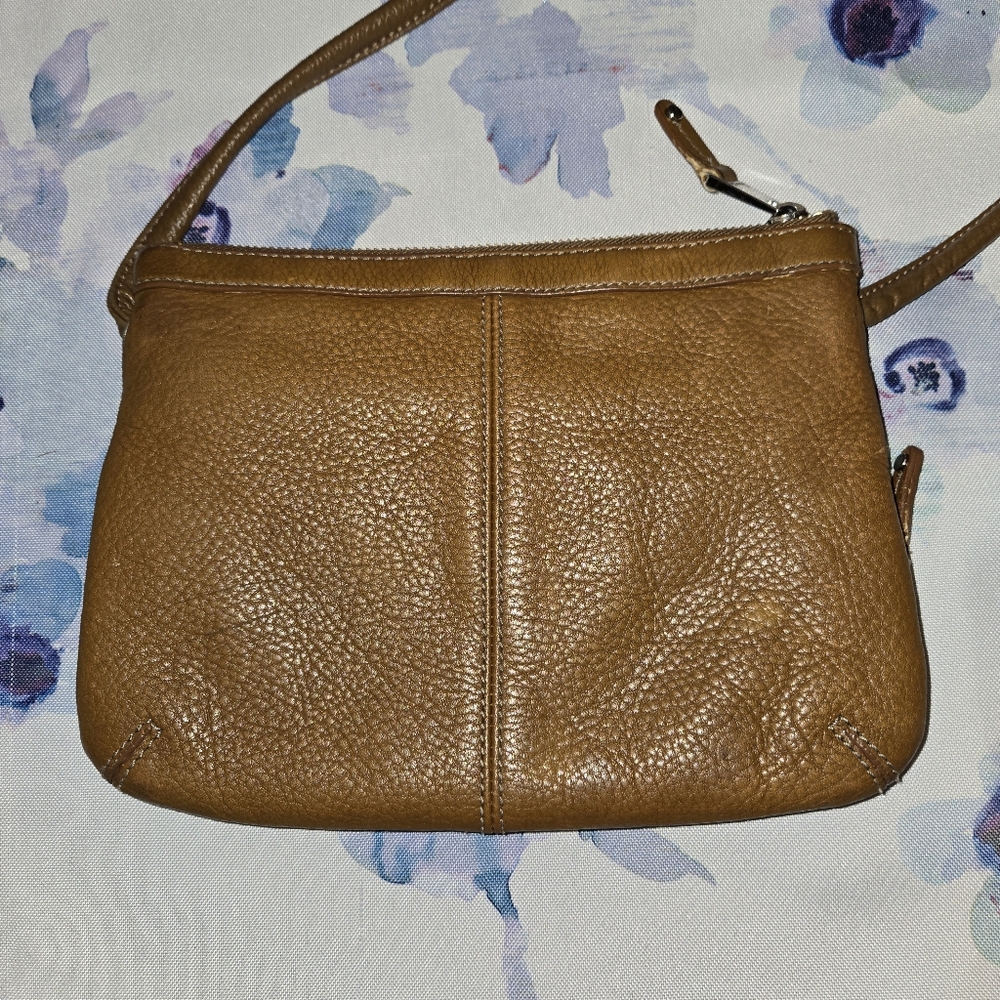 Tignanello leather crossbody purse - Picture 2 of 15